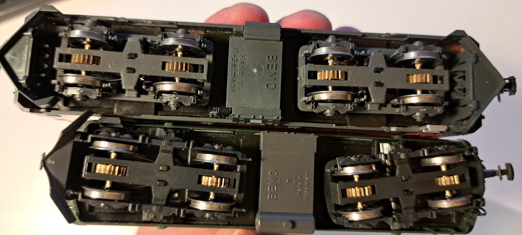 Bemo Modellini di ferrovie: 2 Bemo H0m Elektro-Lokomotiven – Difettoso da Urdorf venduto da Canyamel1 5