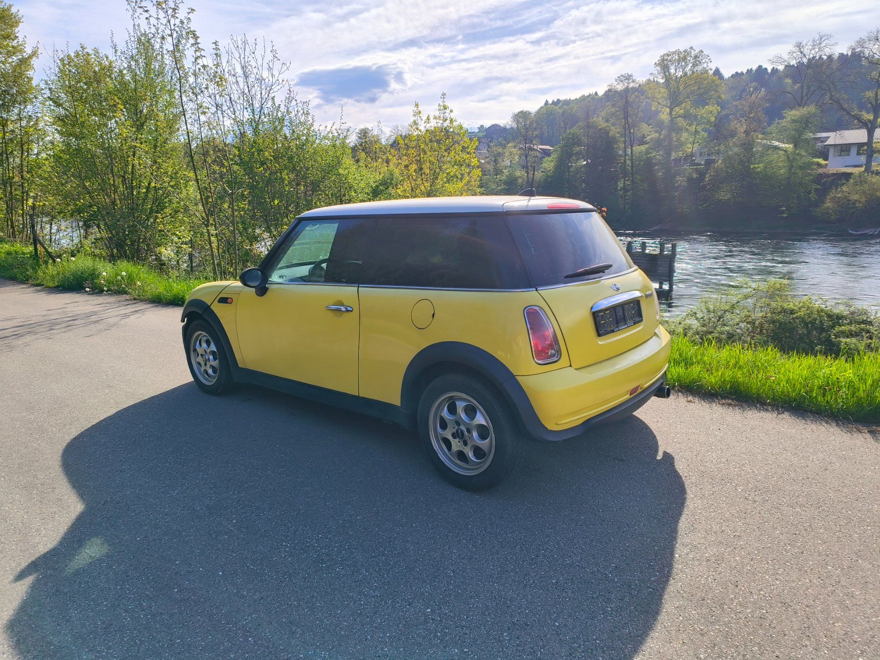 Mini Automobili: Mini Cooper.in Gelb.Frisch MFK. – Usato da Fulenbach venduto da Elektronik 1