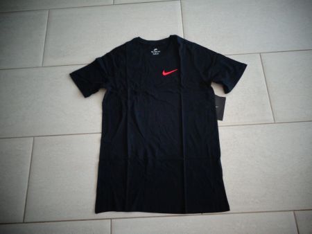 NIKE T-SHIRT GR.158/170  NEU