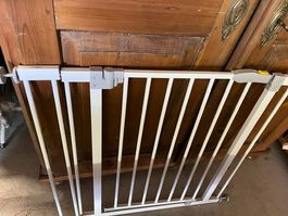Schutzgitter weiss Breite 73-84cm guter Zustand