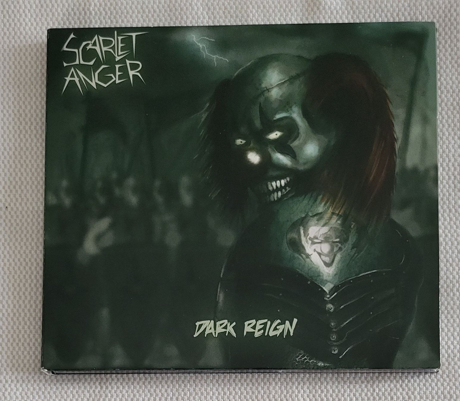 CD: Scarlet anger – Usato da Villars-sur-glane venduto da Epsilonhike