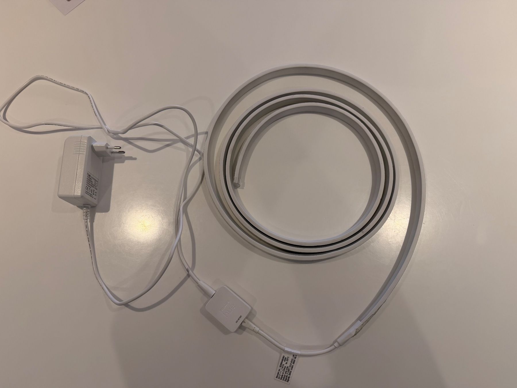 Philips Lampade: Philips Hue OmniGlow 3 Meter – Usato da Steinhausen venduto da Dani291 5