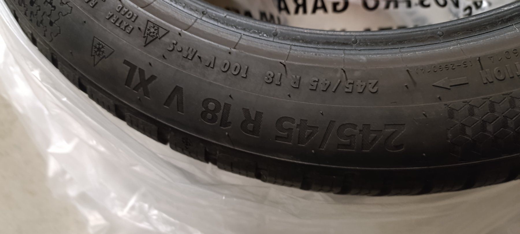 Altro in Scrittura & Disegno: 2 CONTINELNTAL  WINTERCONTACT 245/45 R18 – Usato da Widen venduto da Cakudoravete 5