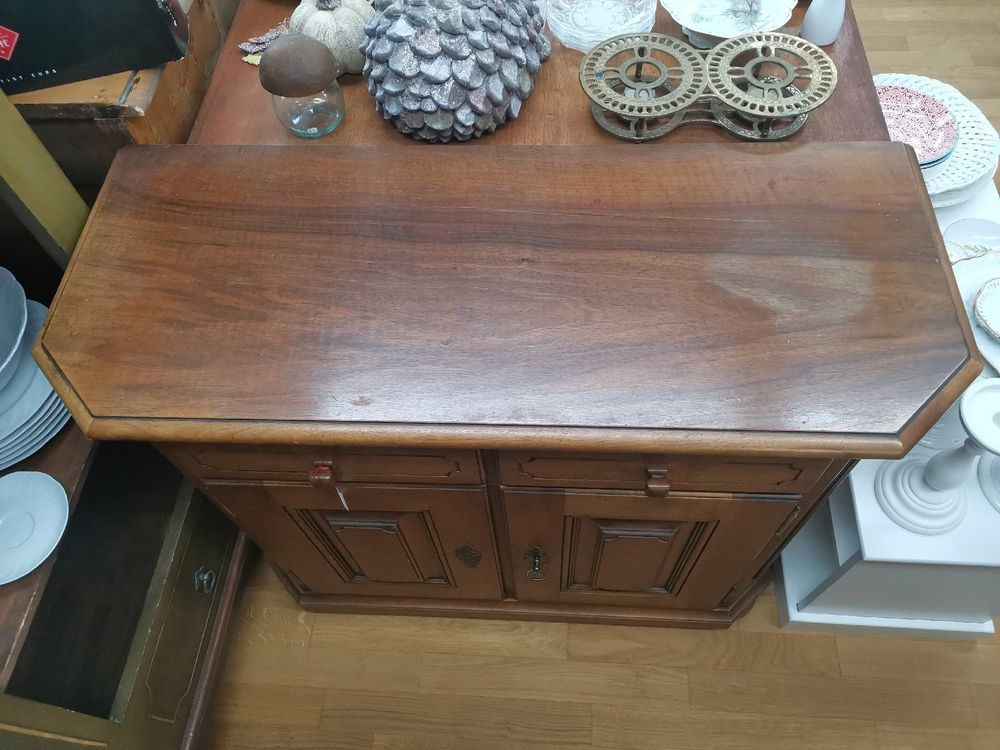 Commodes: Schön erhaltene Holzkommode – D'occasion à Adligenswil par karinma 1