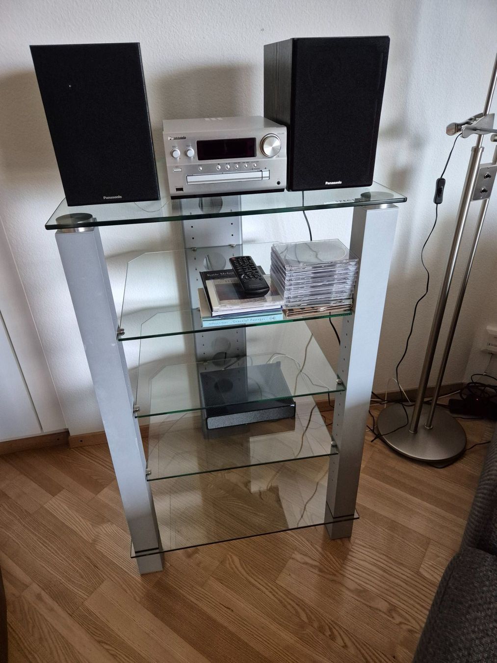 Spectral Scaffali: Hochwertiges HiFi-Möbel Marke Spectral. – Usato da Baar venduto da car_5hjf