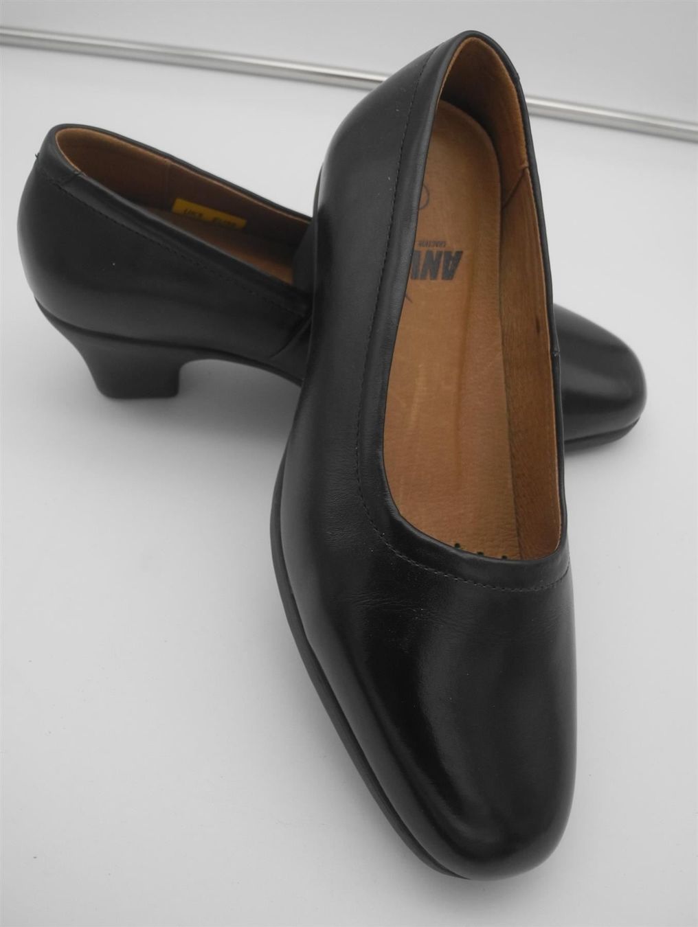 Scarpe da donna: Anvil Berufsschuh Georgia, Gr. 38, Nr. 143 – Nuovo e nell'imballaggio originale da Kottwil venduto da Crazyrolf 2