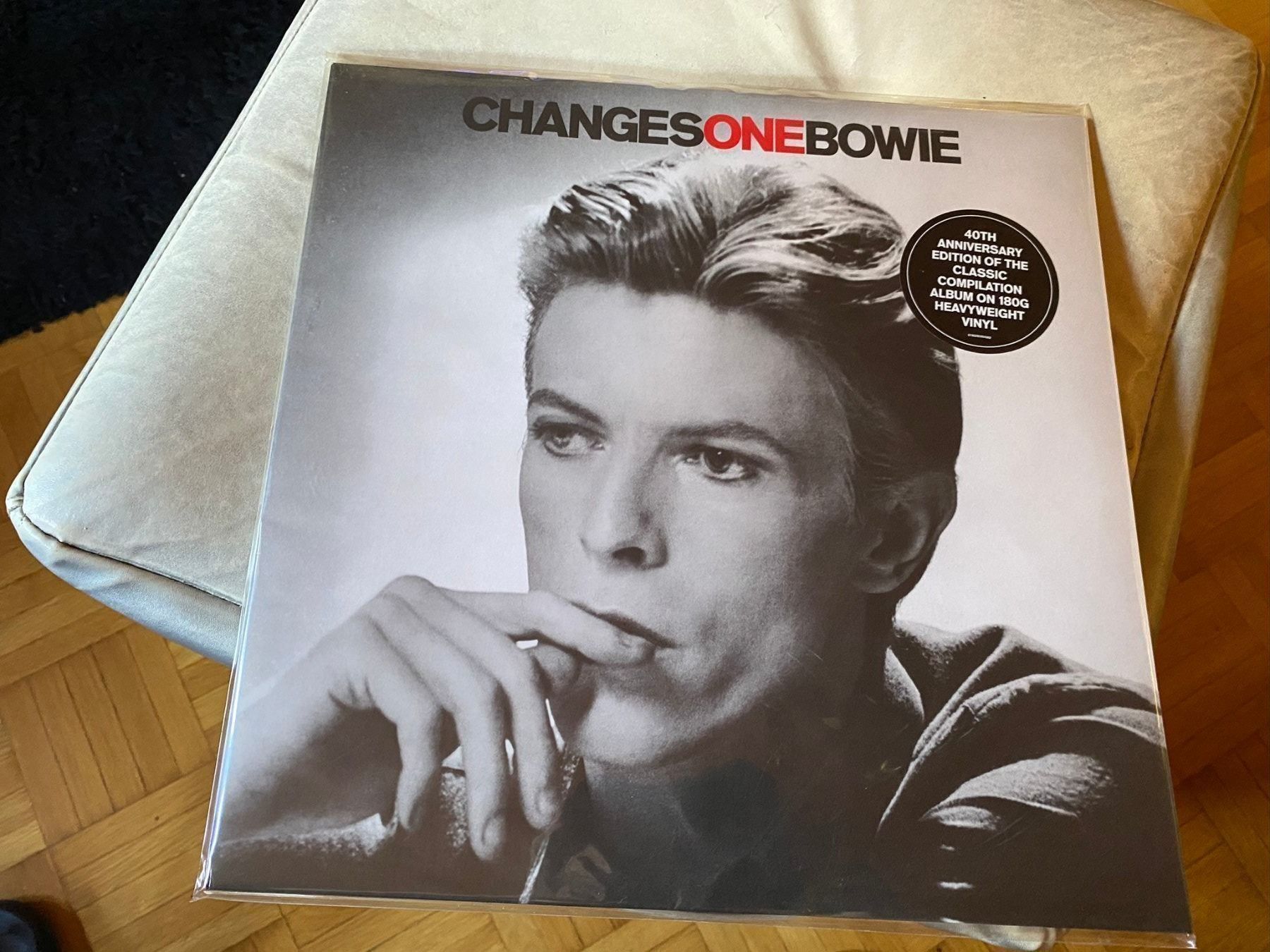 Dischi in vinile: David Bowie - Changesonebowie LP 2016 – Nuovo (secondo la descrizione) da Basel venduto da VinylLover68