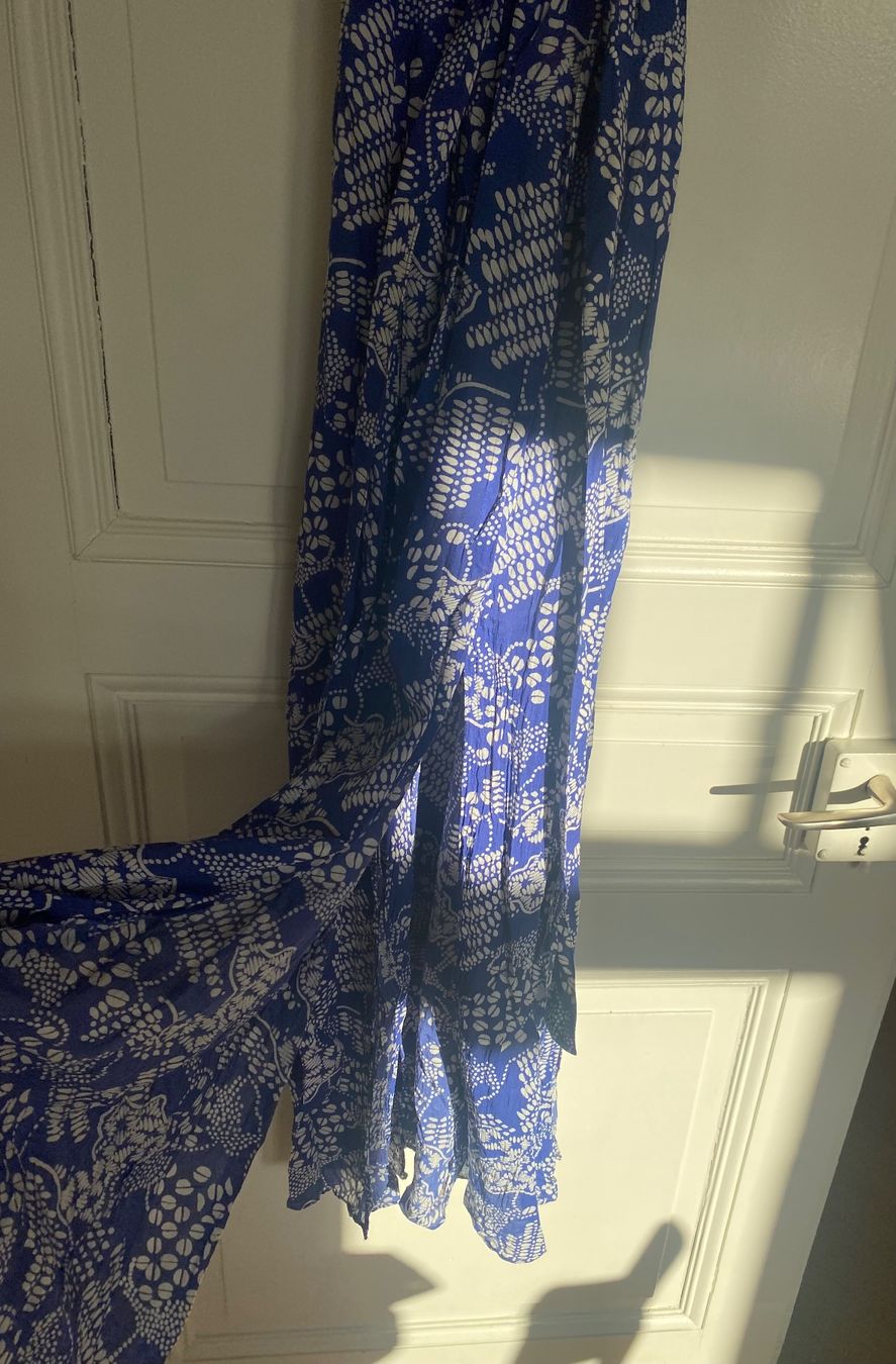 Other Stories Kleider: Kleid & Other Stories blauweiss – Gebraucht aus Basel von NormaJean01 2
