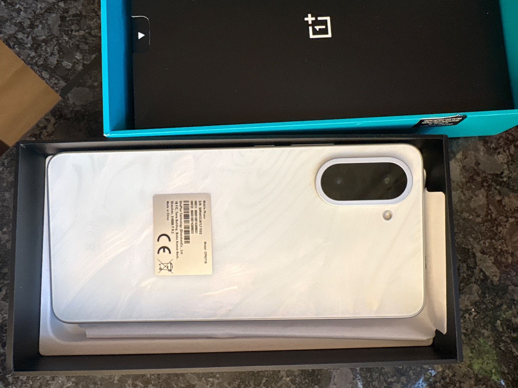 OnePlus Portables: OnePlus Nord CE5 Handy NEU – Neuf avec emballage d'origine à Zürich par Colett 2