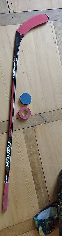 Stöcke & Schaufeln: Bauer Prodigy Eishockey Schläger  – Gebraucht aus Kirchdorf BE von mau_g7vn
