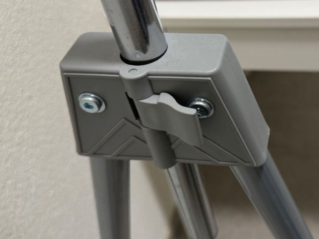 Sonstige Dekorationen & Accessoires: Kleiderständer Rollständer höhenverstellbar Kleiderstange – Gebraucht aus Hermetschwil-Staffeln von han_75vv 1