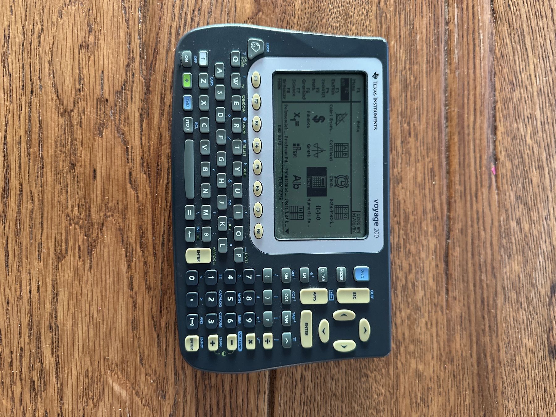 Texas Instruments Taschenrechner: Taschenrechner Texas Instruments Voyage 200 – Gebraucht aus Horw von flkeller 2
