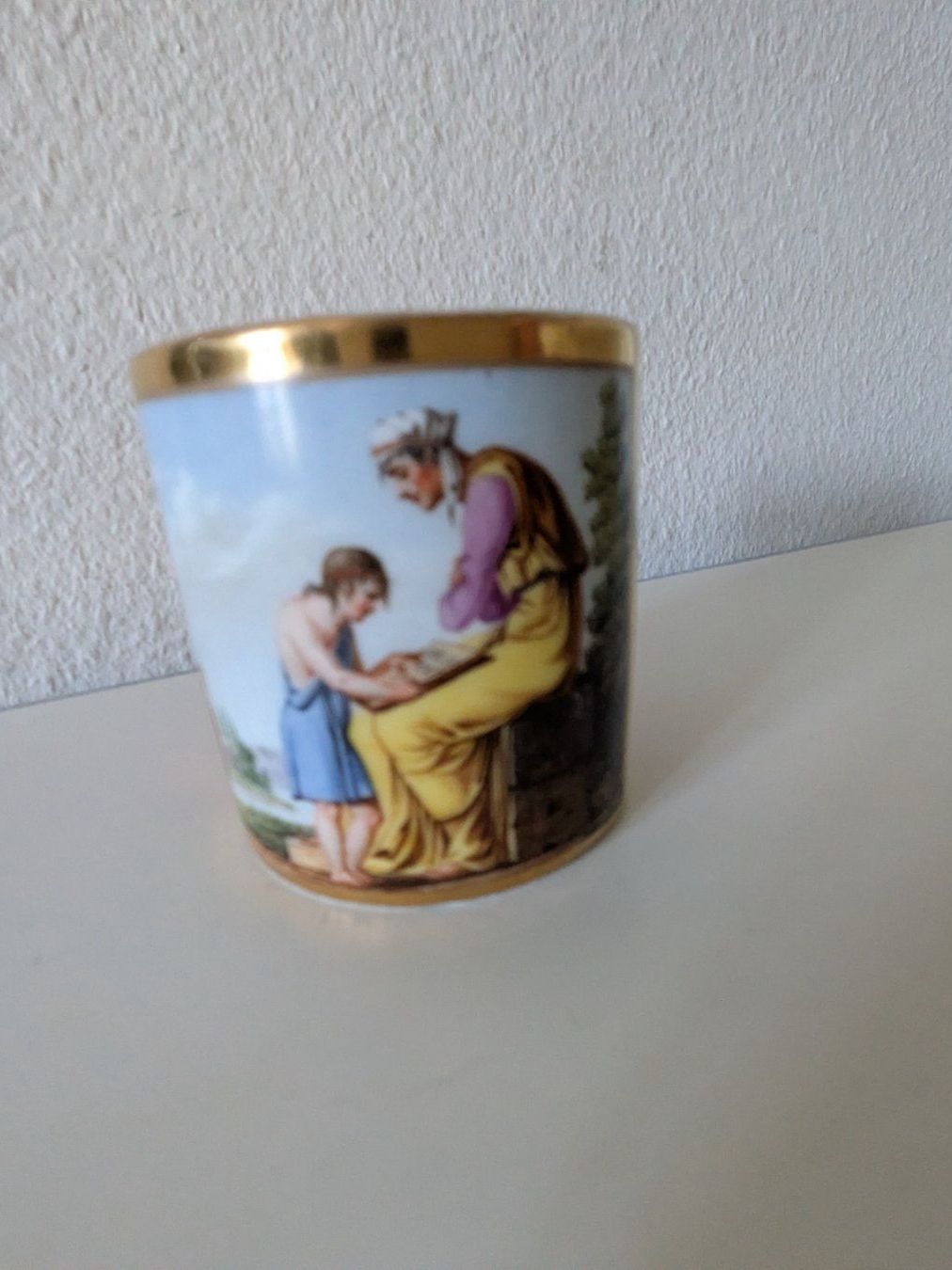Tassen: Antike handbemalte Tasse – Gebraucht aus Emmen von magelan
