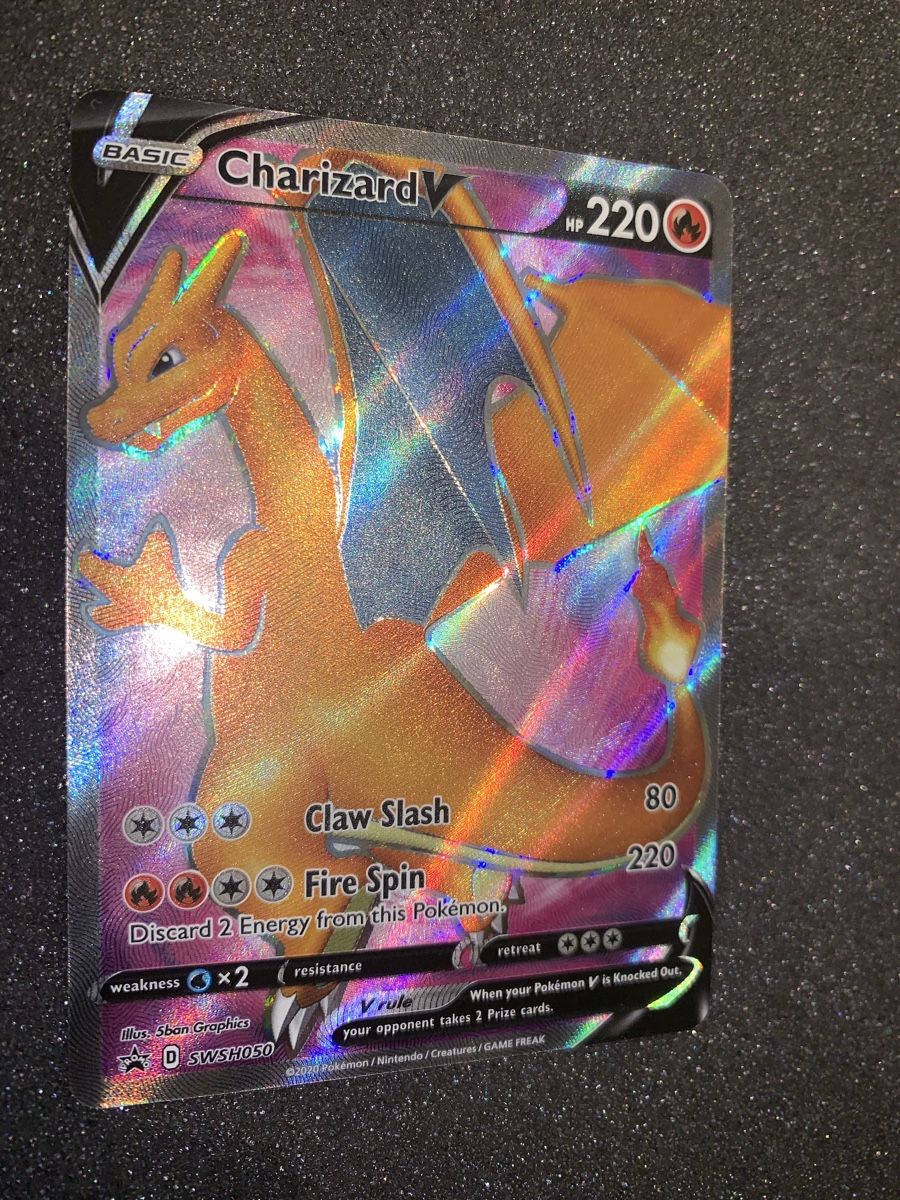 Pokémon Carte collezionabili: Charizard V SWSH050 – Usato da Bironico venduto da ars_z6lb 3