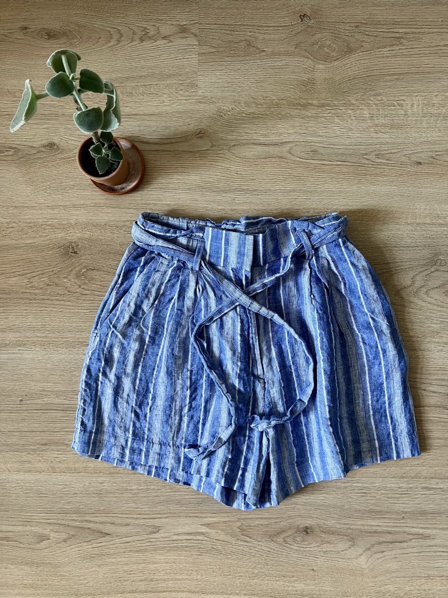 H&M Pantaloni: Shorts XS – Nuovo (secondo la descrizione) da Egliswil venduto da Rumberta1987