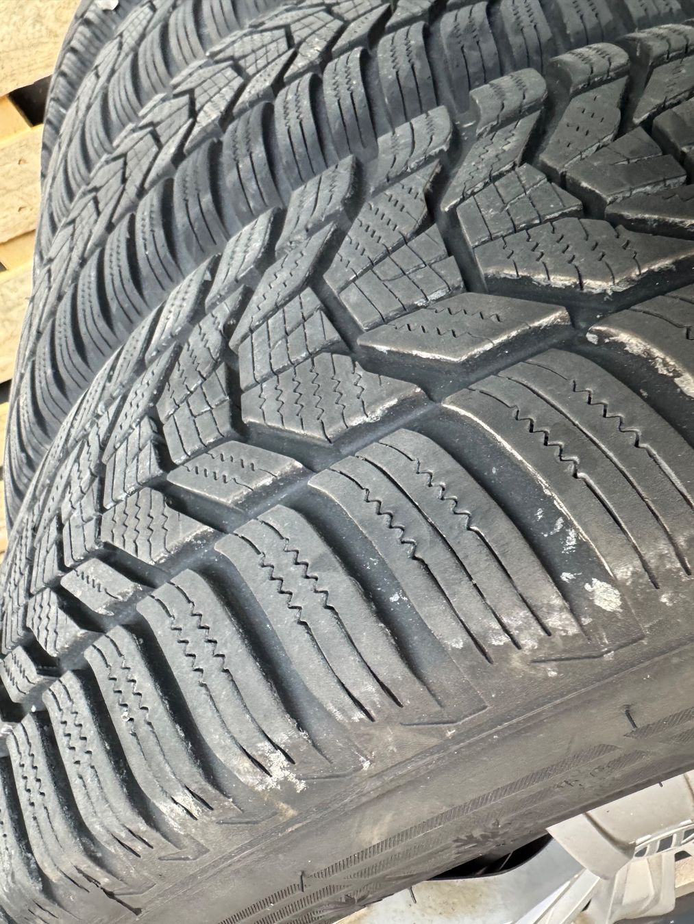 Volkswagen Pneumatici & Ruote complete: VW Tiguan Winterkompletträder – Usato da Schlieren venduto da S2K 5