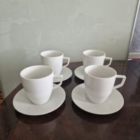 4 weiße JOOP-Kaffeetassen mit Untertassen, neu