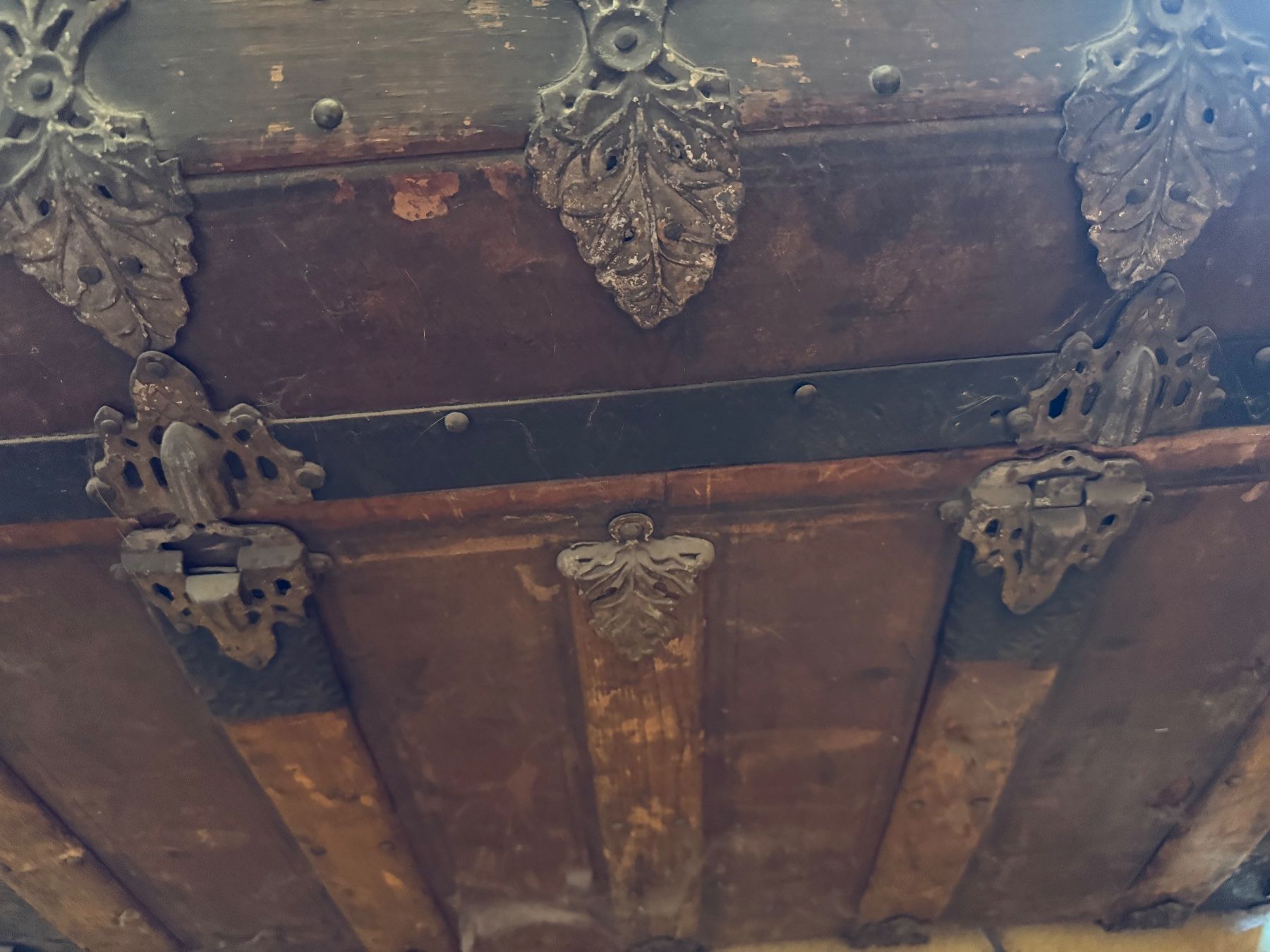 Truhen: Alter Reisekoffer Truhe – Gebraucht aus Glattbrugg von Xena14 9
