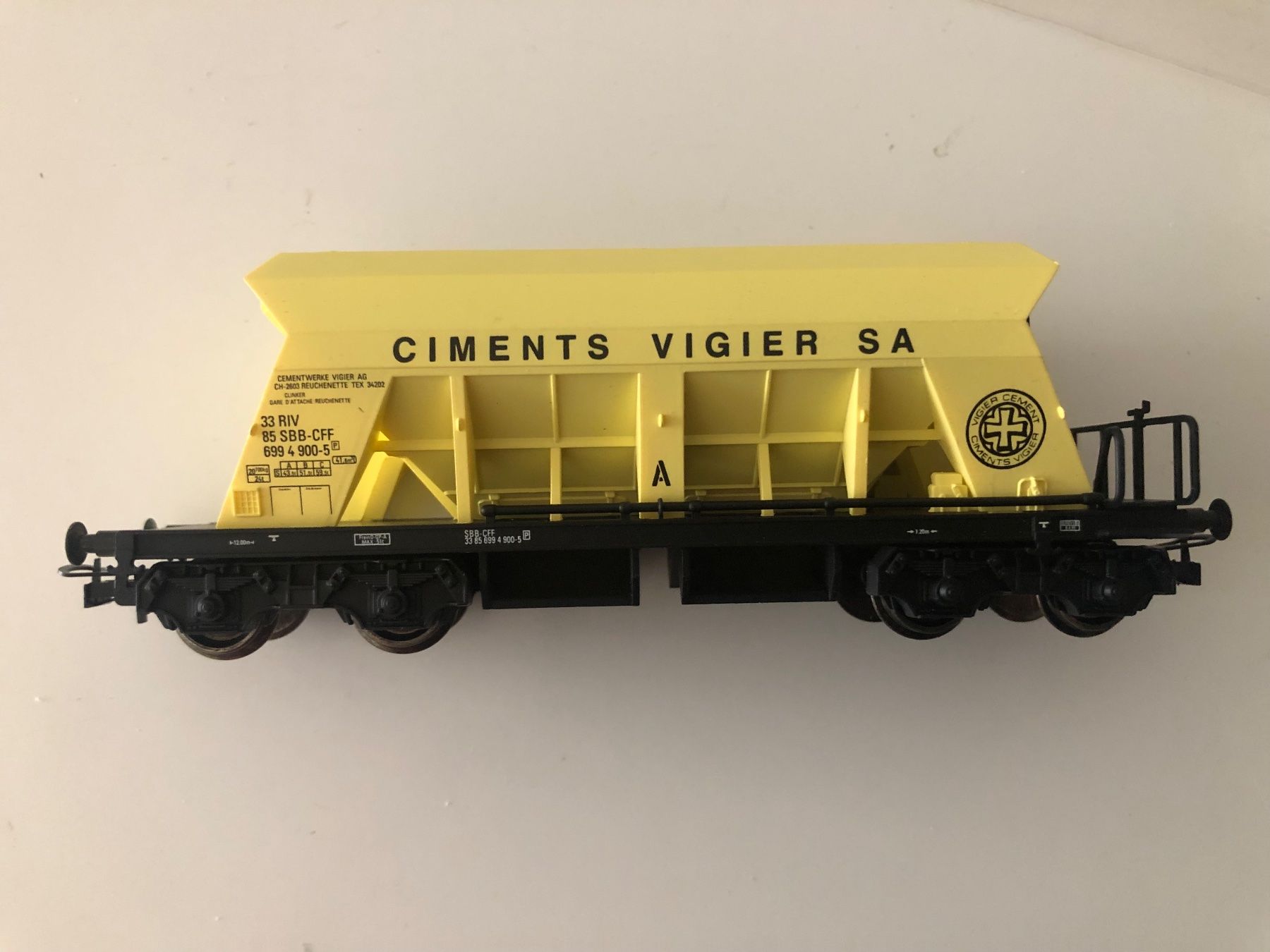 Liliput Modellini di ferrovie: Liliput L224624 SBB Cenemts NEU – Nuovo e nell'imballaggio originale da Ostermundigen venduto da Garmin03 4
