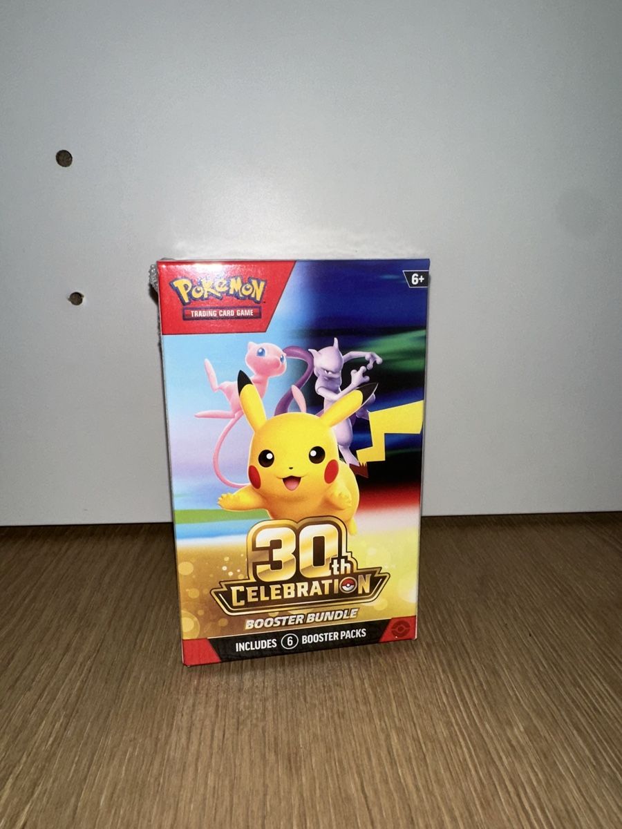 Pokémon Cartes à collectionner: 30th Celebration Booster Bundle EN – Neuf avec emballage d'origine à Allschwil par DragoniteCollectible 1