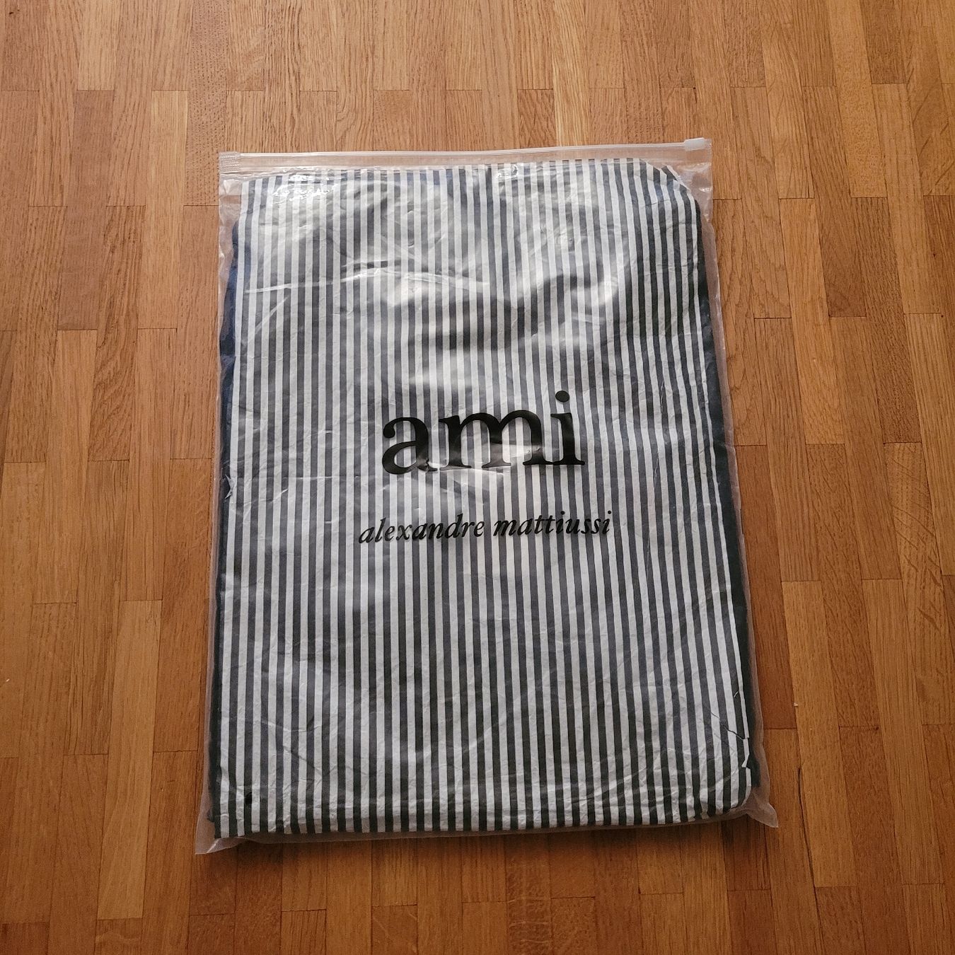 T-shirt: AMI Paris Longsleeve Gr. M – Nuovo e nell'imballaggio originale da Triengen venduto da noa_m5nl 4
