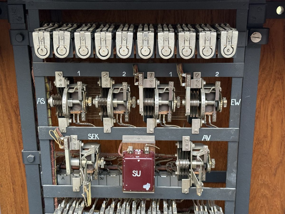 Telefone: Centrale téléphonique AUTOPHON Soleure vers 1940 – Gebraucht aus Sierre von OCNL 4