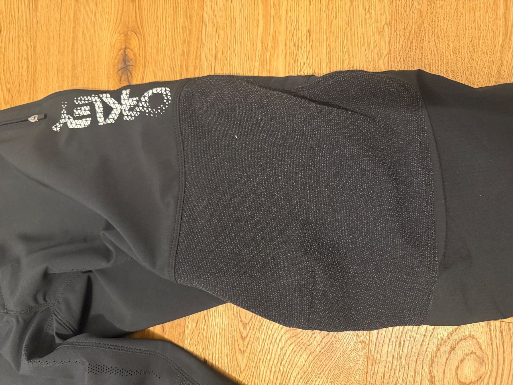 Oakley Hosen: Oakley Bike Hose – Gebraucht aus winterthur von roman1990 1