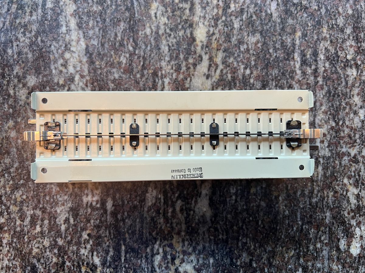 Märklin Modellini di ferrovie: Marklin HO. Gerade Gitterbrückr K 7162 – Usato da Le Mont-sur-Lausanne venduto da heidimichel 1