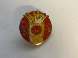 Pin's publicitaire Sinalco logo rond métal bon état