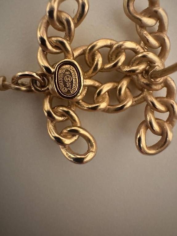 Ohrringe & -stecker: Chanel Ohrringe  – Gebraucht aus Schaffhausen von HG36 3