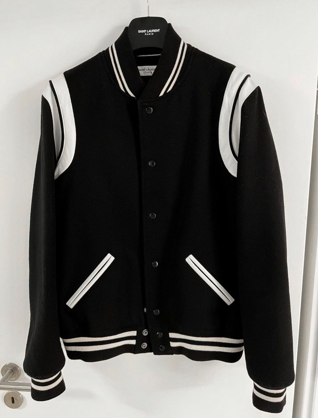 Saint Laurent Giacche: Saint Laurent Teddy wool jacket / Varsity Jacket – Usato da Rudolfstetten venduto da helenico23 1
