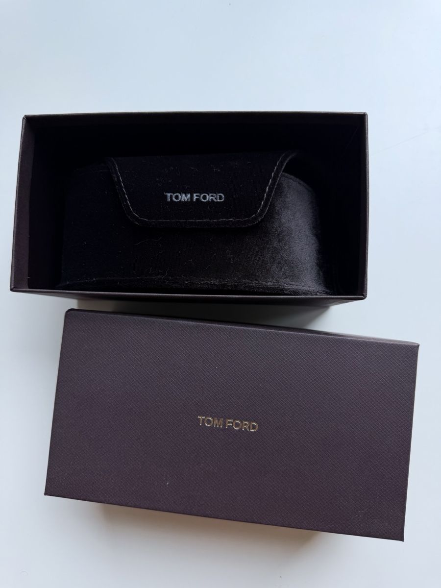 Tom Ford Lunettes & Verres: TomFord Sunglasses oversized  – Neuf (Voir description) à Luzern par dsr_5h2h 1