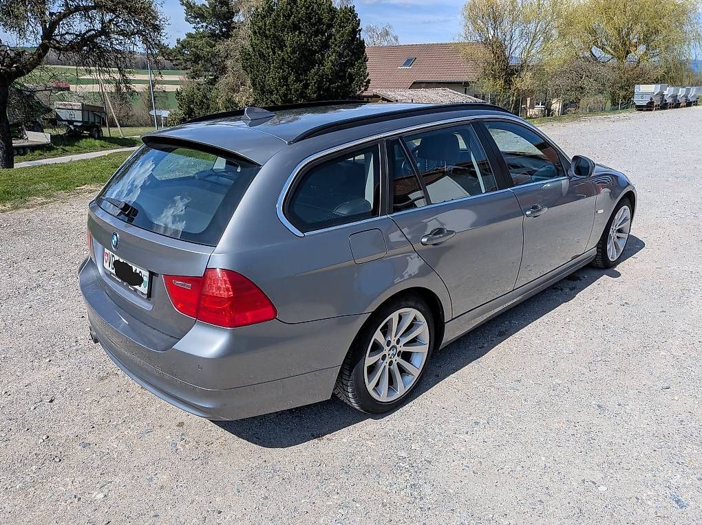 Automobili: BMW 330 i Touring Steptronic 272ch – Usato da Oppens venduto da mpi_9rwb 3