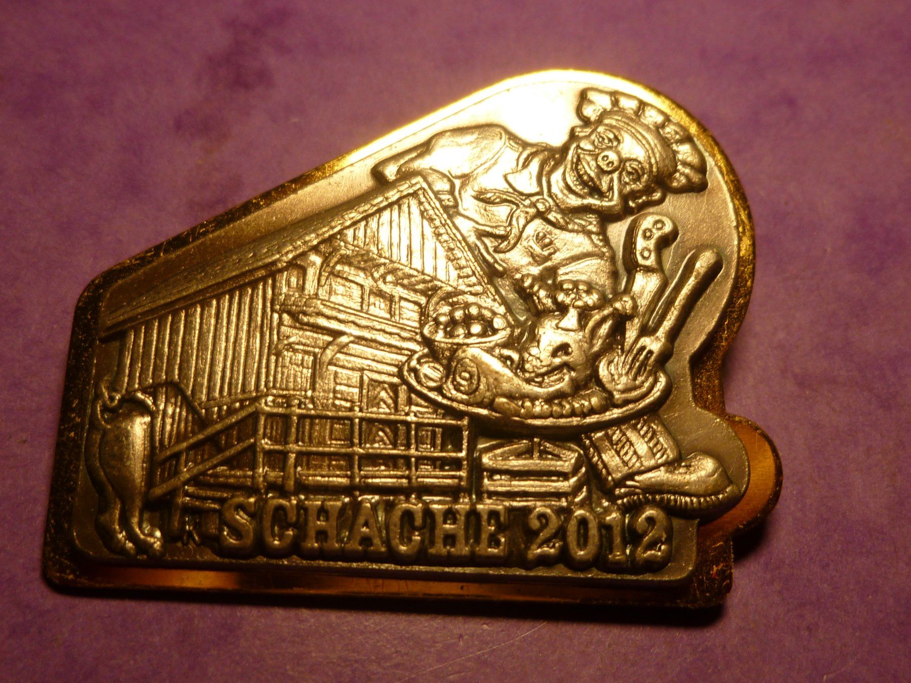 Placchette & Badge: SCHACHE 2012 GOLD – Usato da Ried (Muotathal) venduto da Mandarin02