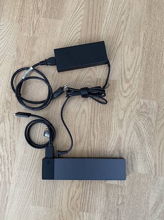 Hewlett Packard Docking station: HP Thunderbolt 3 Docking – Usato da Beromünster venduto da ivajel