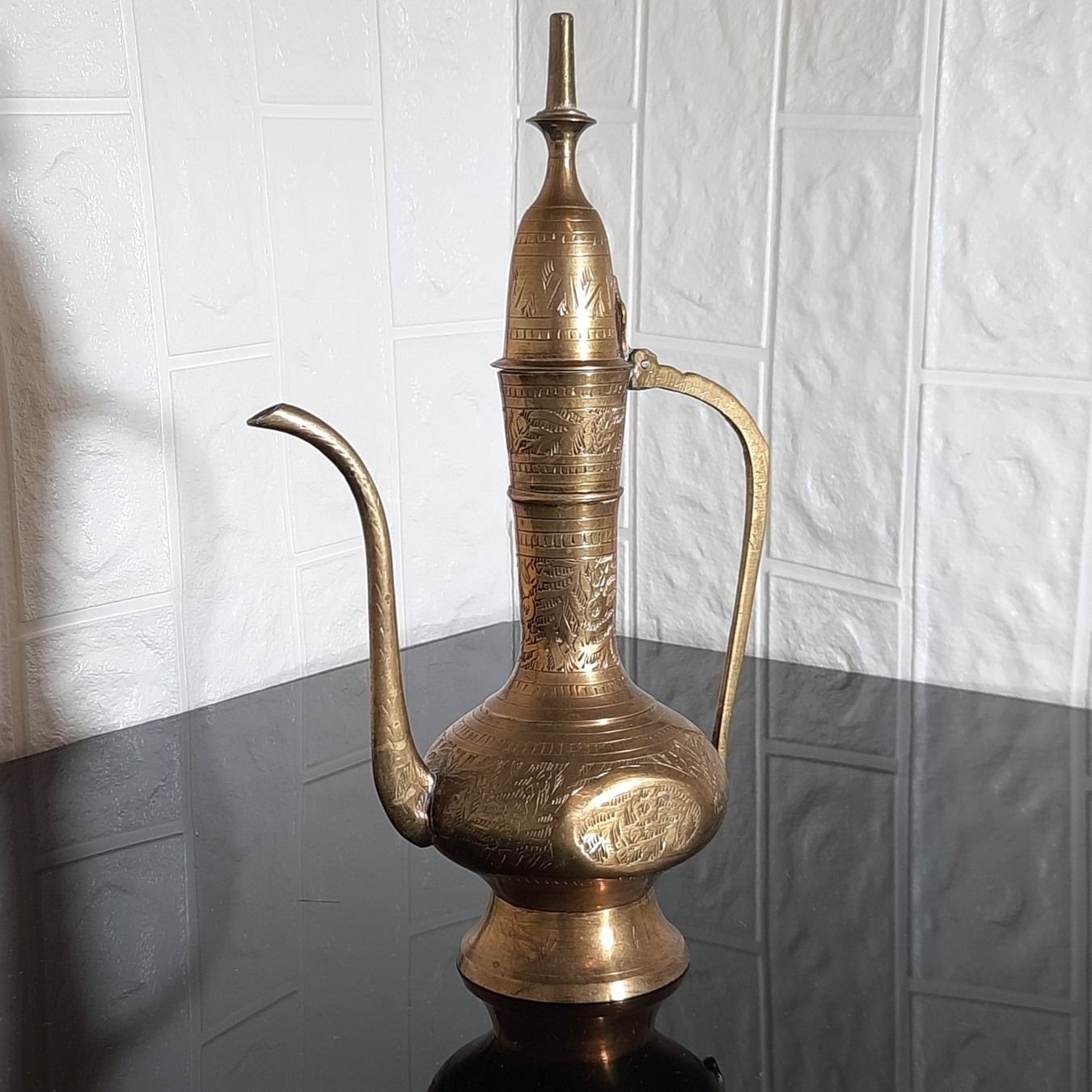 Teiere: Teekanne mit detailreichem Design – Usato da Unterägeri venduto da Altgoldschmuck