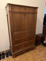 Antiker Holzschrank