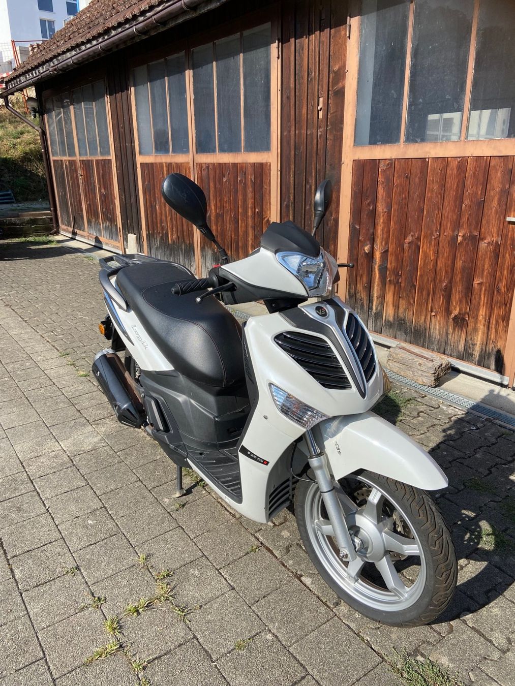 Scooter: Vengo Logik 125i Topzustand, noch ab MFK – Usato da Rümikon AG venduto da Rollershop