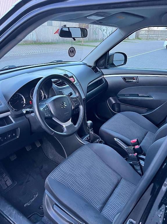Suzuki Automobili: Suzuki Swift – Usato da Boudry venduto da EmmaBereSam 4