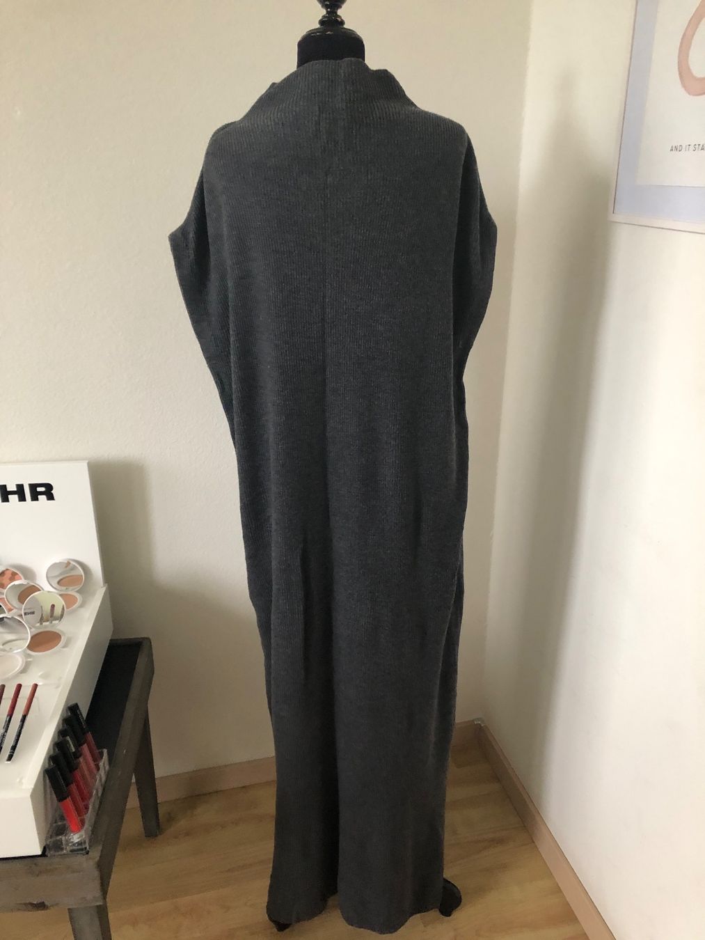 Alba Moda Vestiti: Winter Strickkleid, warm & gemütlich, Grösse 46, Grau! – Usato da Arlesheim venduto da leyRum4.5 3