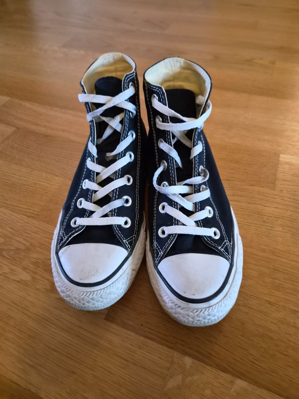 Converse Scarpe da uomo: Converse Chuck Taylor All Star High Top Schwarz – Usato da Dübendorf venduto da leh_ra95