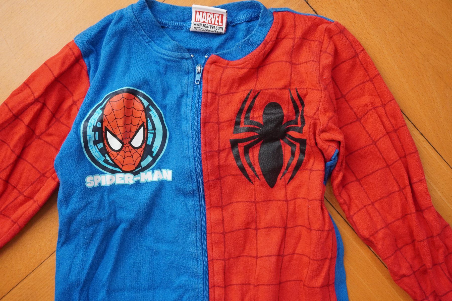 Pigiama & Simili: Pijama Einteiler Spiderman Grösse 98 gebraucht – Usato da Thunstetten venduto da blob87 1