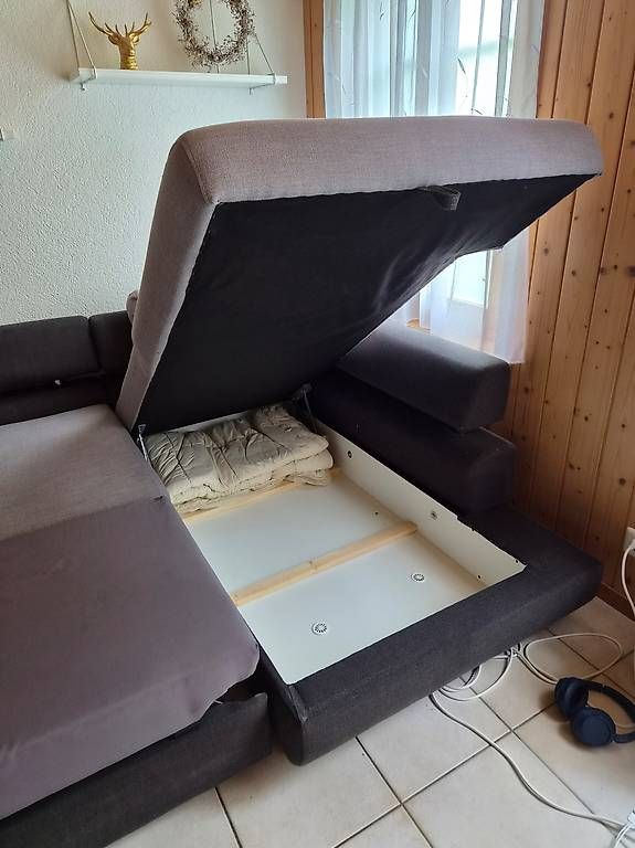 Sofas: Ecksofa mit Bettfunktion – D'occasion à Uttigen par Vanessa1931 2