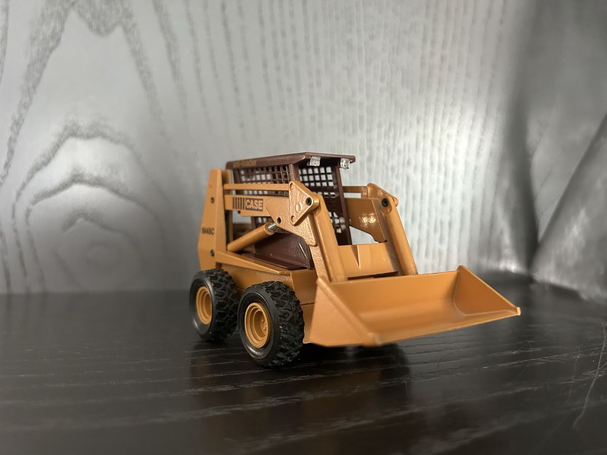 Conrad Kit di modellismo & Modellini statici: Case 1845C , Kompaktlader 1:35, Conrad – Usato da Horw venduto da Tigercat635