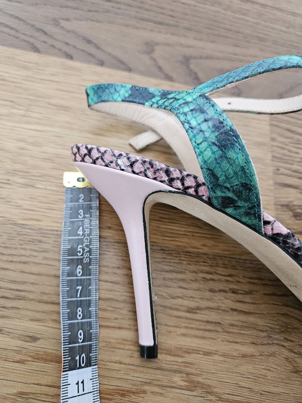 Roberto Cavalli Scarpe da donna: Sandalen Cavalli Class, neu,Größe 41, original! – Nuovo e nell'imballaggio originale da Zuchwil venduto da ger_ws6t 5