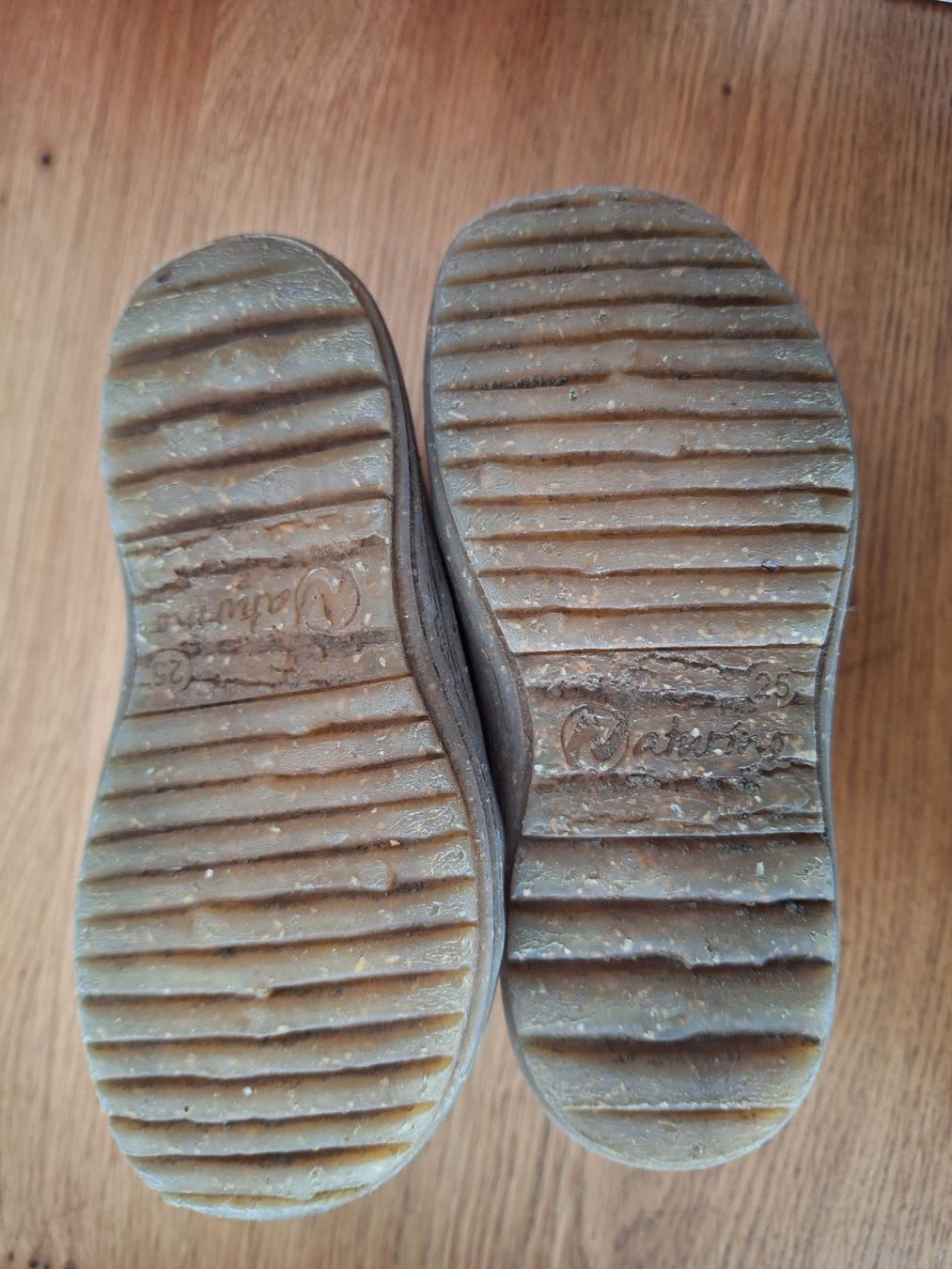 Naturino Scarpe per ragazzi: Chaussures Naturino - taille 25 – Usato da Hauteville venduto da Pauline_Fadil 1