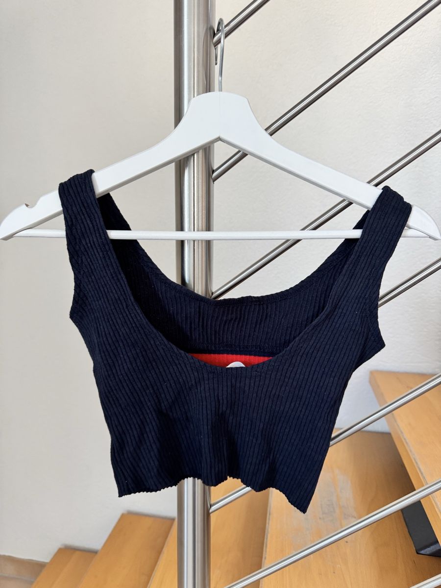 Top: crop top d’été à rayures – Usato da Lonay venduto da nei_79jc 1