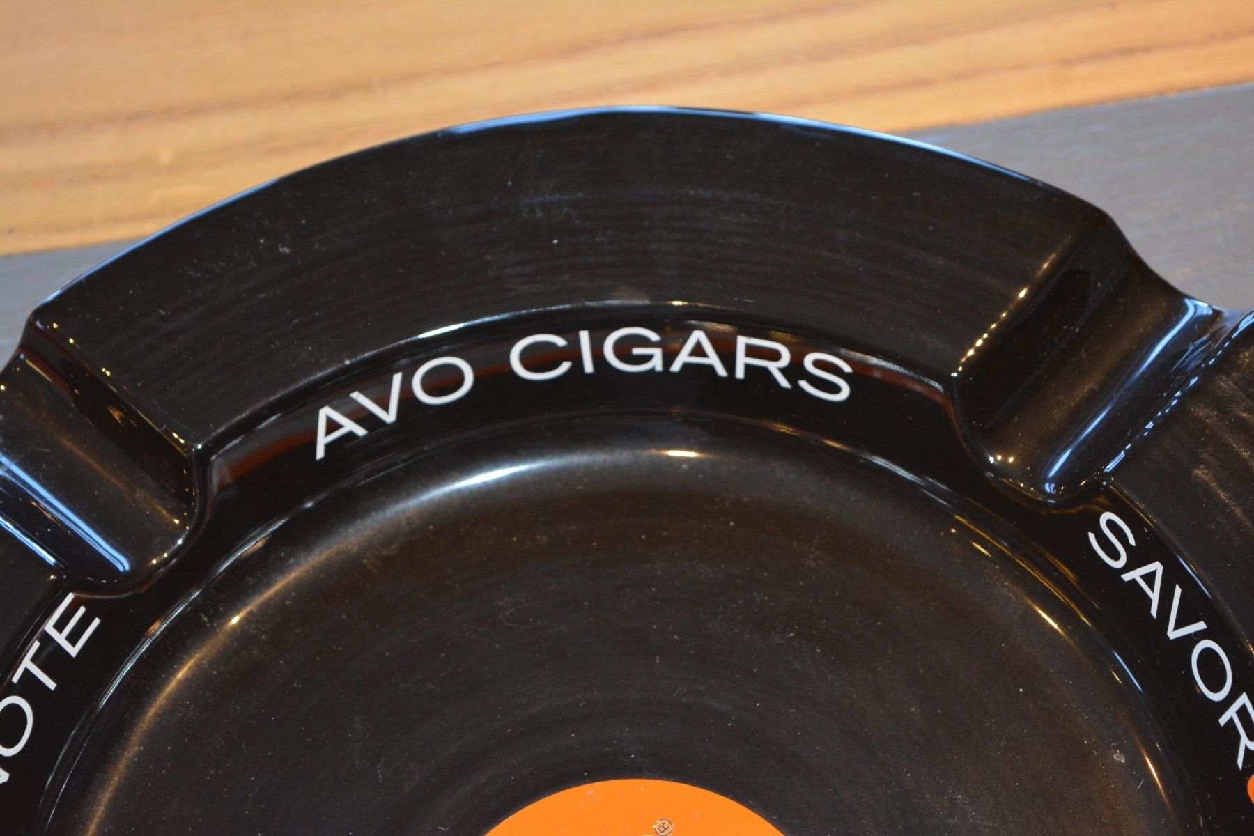 Portacenere: GROSSER AVO CIGARS ASCHENBECHER – Usato da Weissbad venduto da Usw63 3