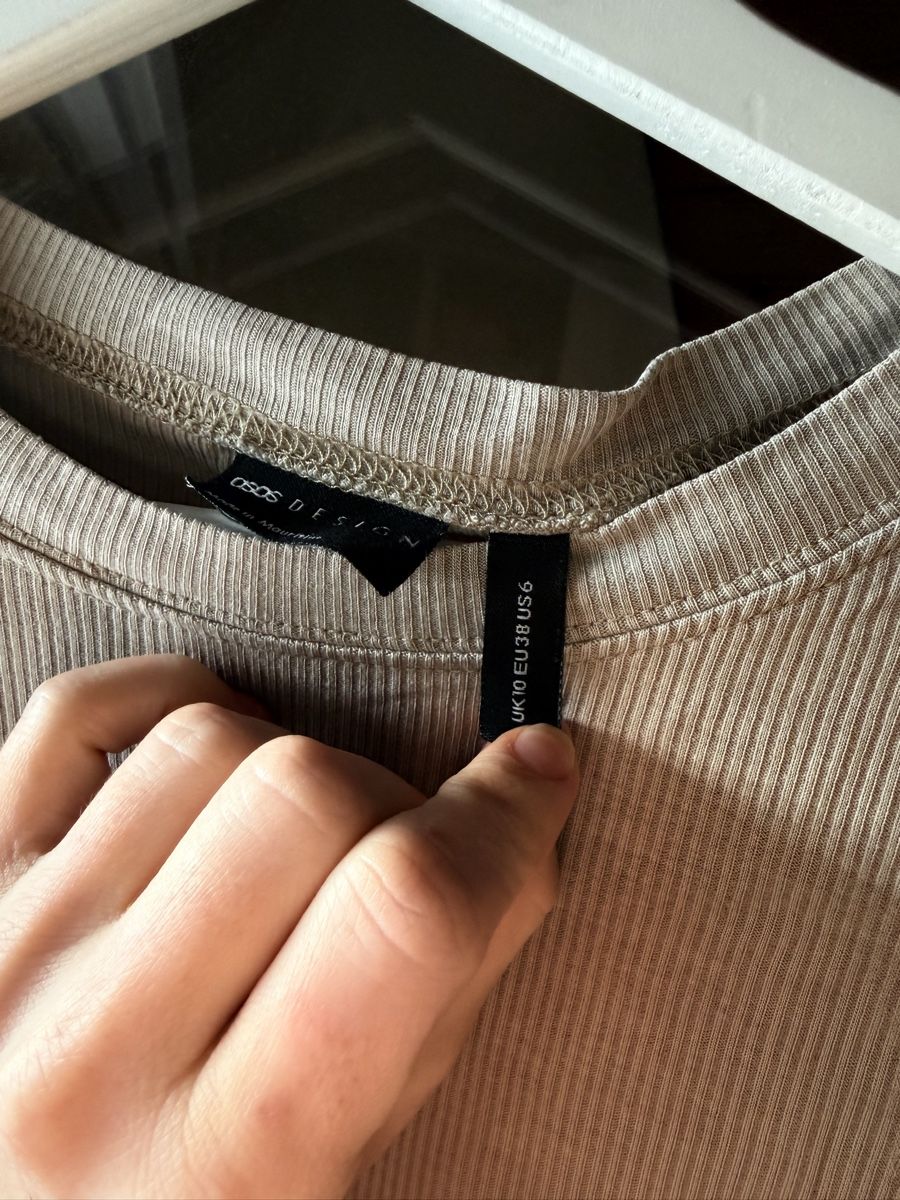T-shirt: Ribbed T-Shirt – Nuovo (secondo la descrizione) da Zürich venduto da BettinaMarie2308 1