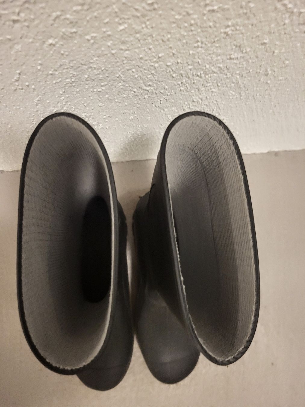 Schuhe für Jungen: Gummistiefel Grösse 33 – Gebraucht aus Affoltern am Albis von Avogadra 2